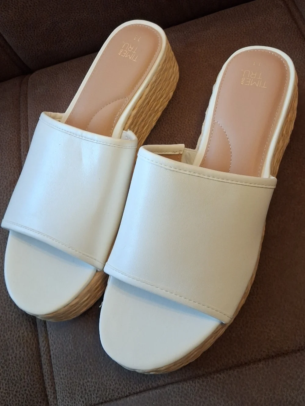 Time and Tru White Platform Slide Sandals With Raffia Trim Size 11